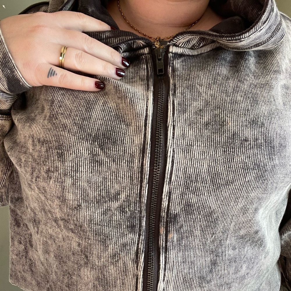 Cropped Zip Up Hoodie